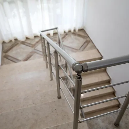 Char 普里莫尔斯科